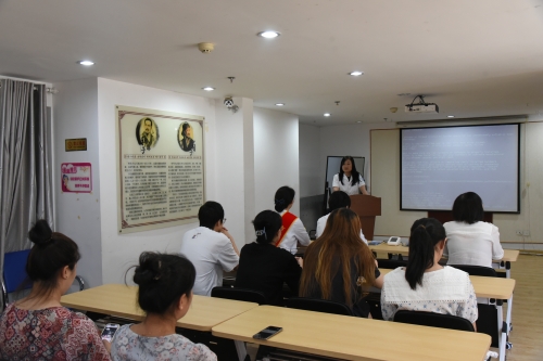 吉林分公司攜手吉林省腫瘤醫(yī)院前往長春市南關區(qū)新里社區(qū)開展義診活動。醫(yī)護人員們認真解答市民們關于常見疾病的預防、治療及康復等方面的疑問，積極普及健康生活方式和醫(yī)療保健知識。工作人員向居民們宣傳反保險欺詐、防范非法集資等相關金融知識。
